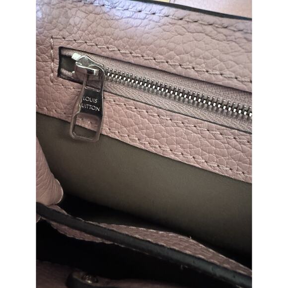 Louis Vuitton Petale Taurillon Leather Capucines MM Bag - Picture 6 of 14